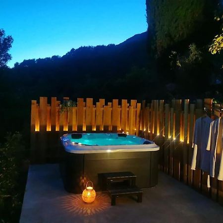 Maison A La Campagne Avec Spa Et Piscine Турретт-сюр-Лу Екстер'єр фото