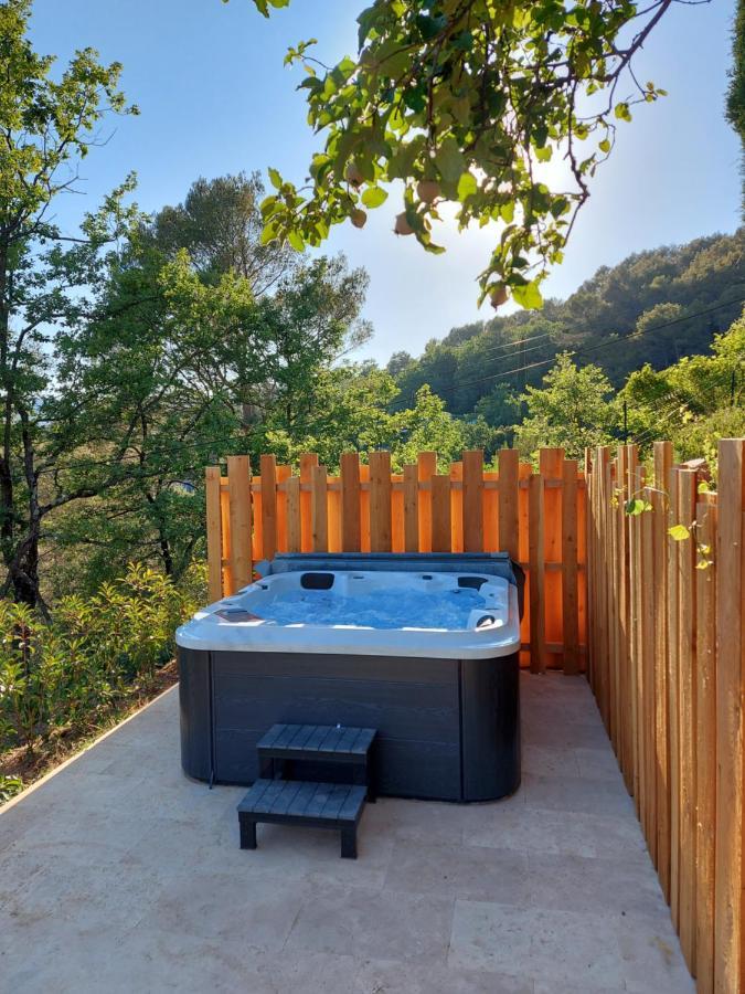 Maison A La Campagne Avec Spa Et Piscine Турретт-сюр-Лу Екстер'єр фото